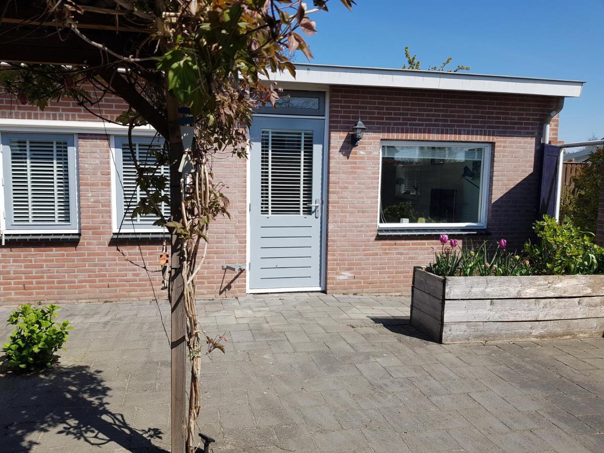 Solstice, Quiet Cottage In Bruinisse, Zeeland Exterior foto