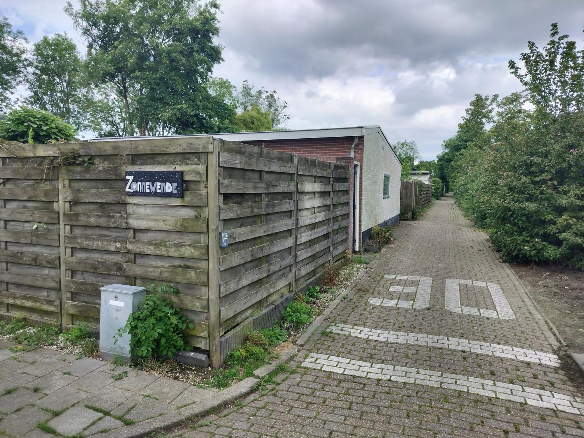 Solstice, Quiet Cottage In Bruinisse, Zeeland Exterior foto